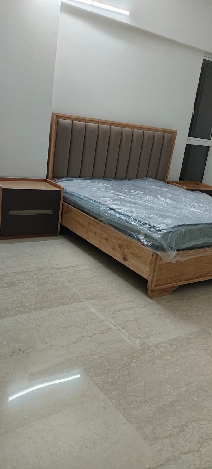 Modern Upholstered Solid Wood Bed